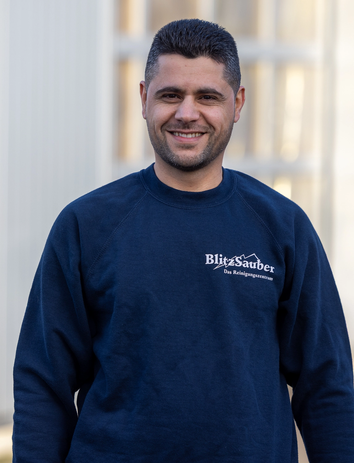 BlitzSauber das Reinigungszentrum Rellingen UG - Fahrzeugpflege - Teammitglied der Firma
