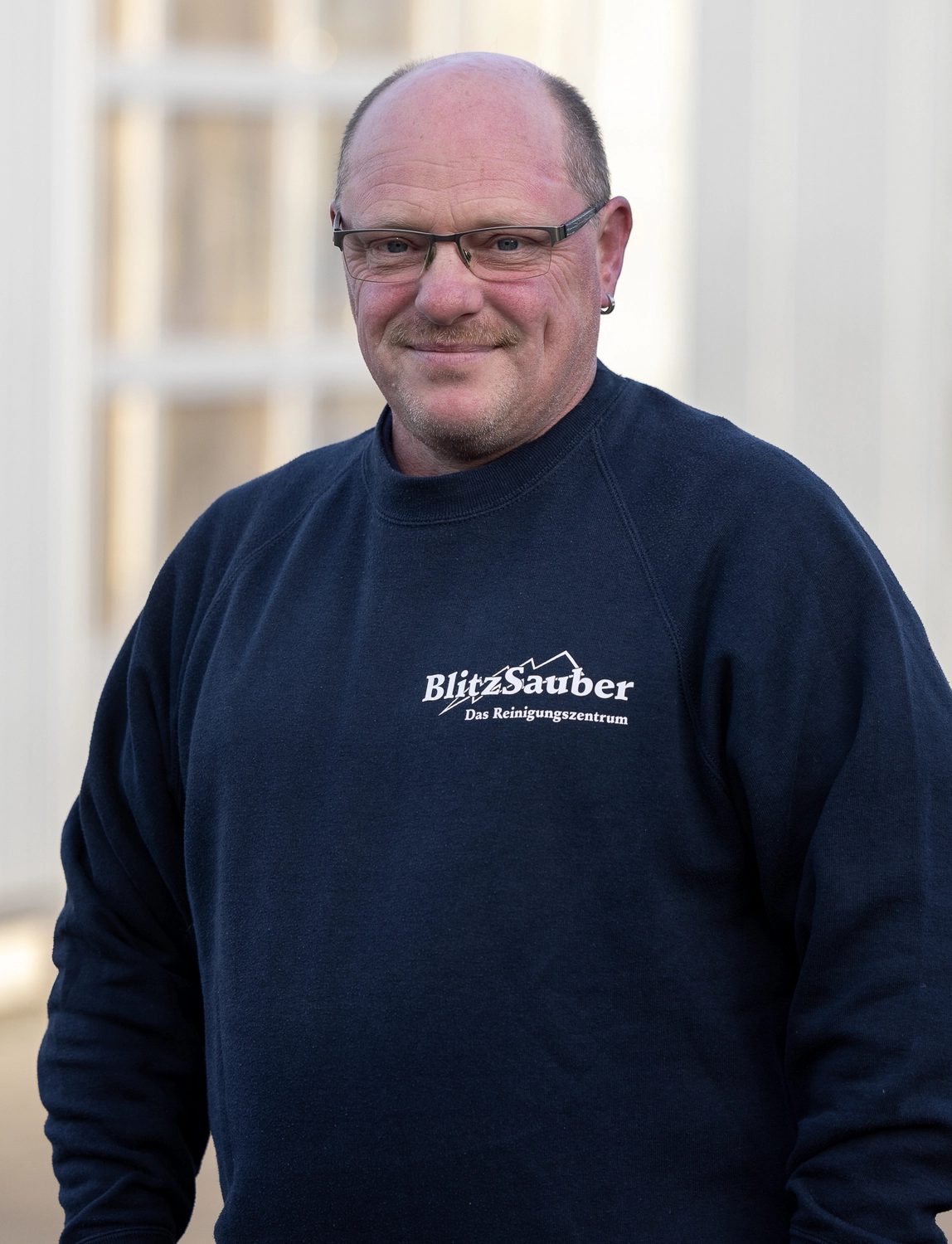 BlitzSauber das Reinigungszentrum Rellingen UG - Fahrzeugpflege - Teammitglied der Firma